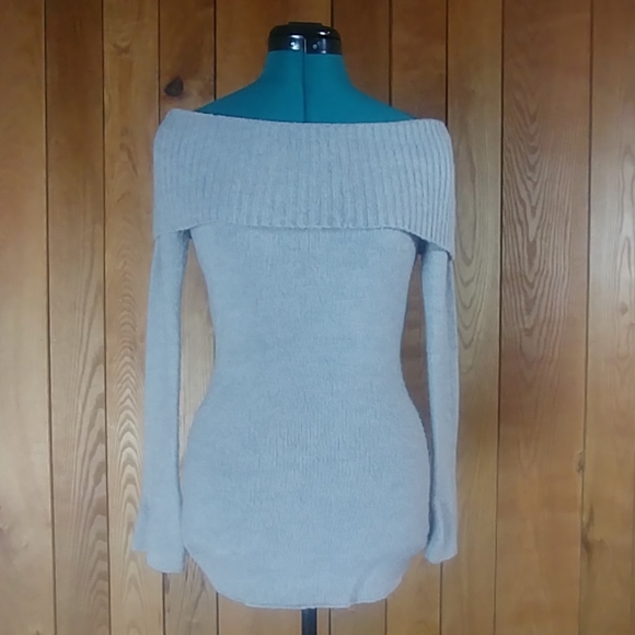 No Boundaries Sweaters - EUC Gray Cowl Funnel Neck Stretch Sweater